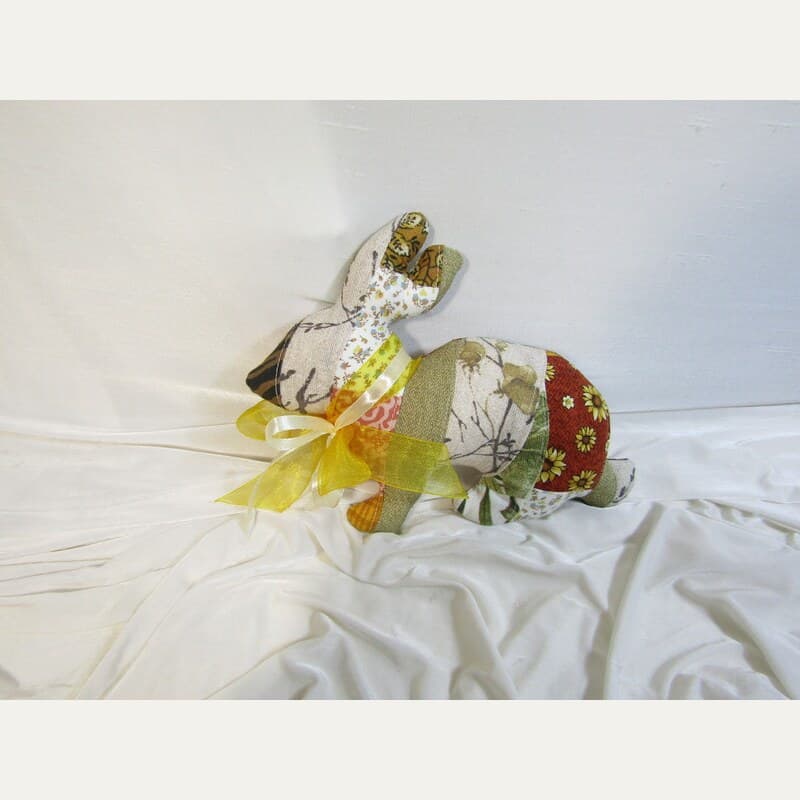 Conejo Muñeca Patchwork Natural con Lazo Amarillo