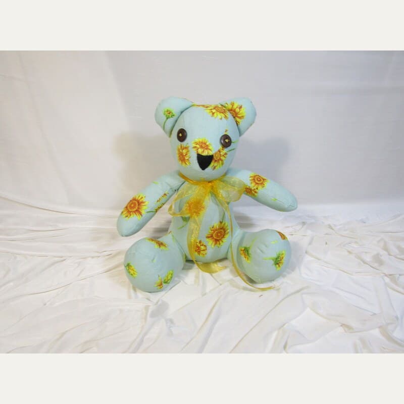 Osito “Sol de Verano” – Hecho a Mano con Tela de Girasoles